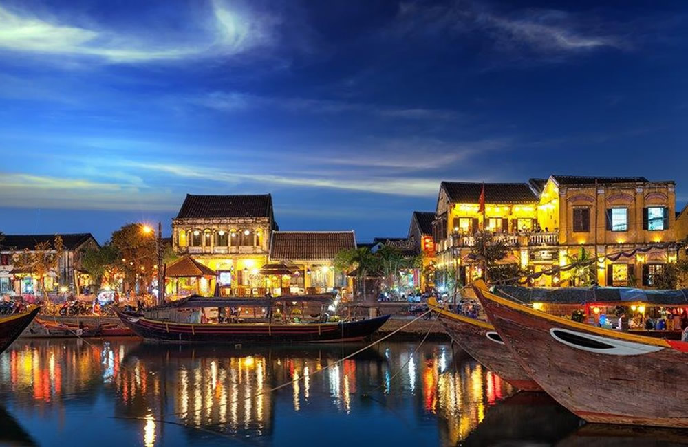 Discover Asia with PerryGolf.